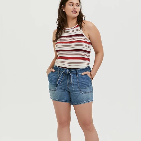 🆕High Rise Mid Short - Light Wash with Sash 22w - Picture 3 of 6